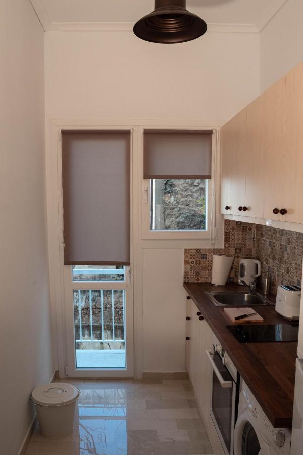 Cosy And Central Home In Athens Exterior photo